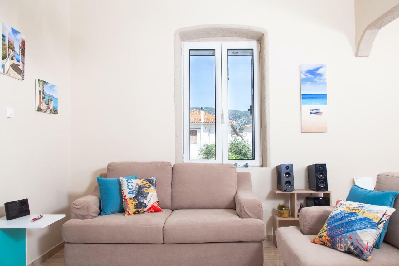 Villa @ Poros Poros Town Ngoại thất bức ảnh