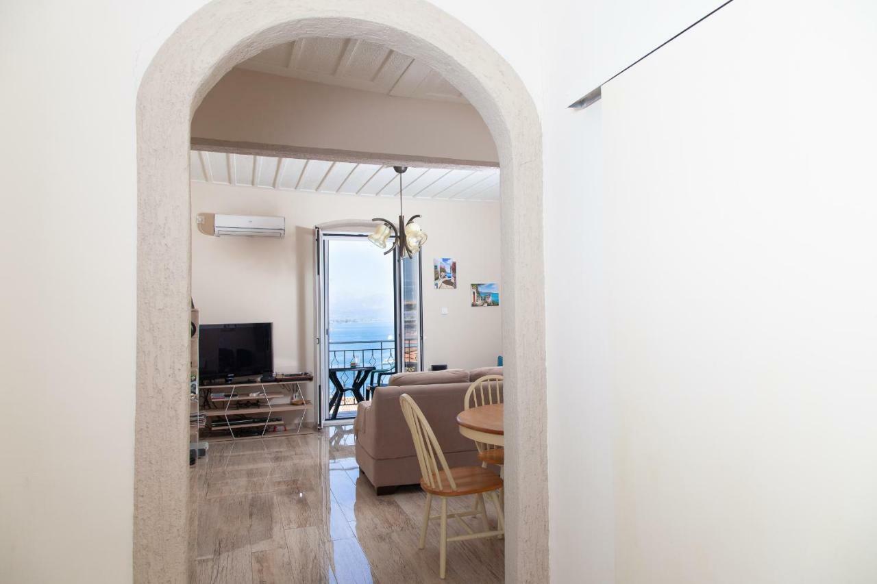 Villa @ Poros Poros Town Ngoại thất bức ảnh